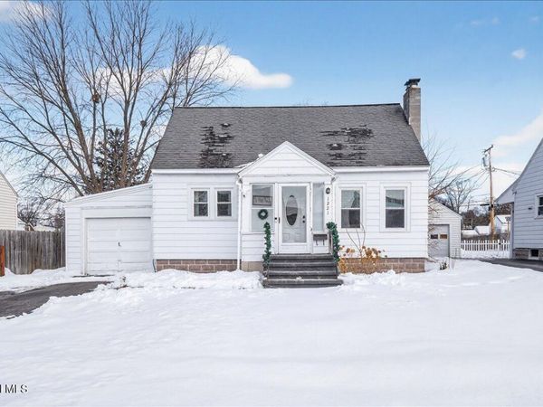 1221 Vinewood Avenue, Schenectady, NY 12306