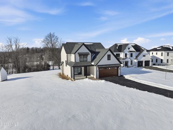 2 Welding Way, Cohoes, NY 12047