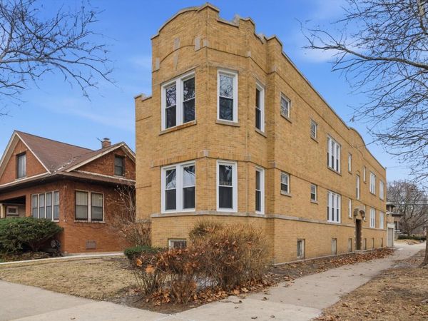 6938 N Campbell Avenue, Unit 1, Chicago, IL 60645