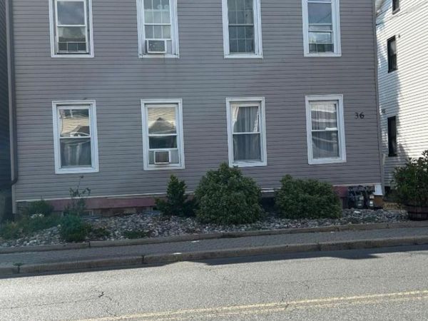 36 S Bridge St, Somerville, NJ 08876
