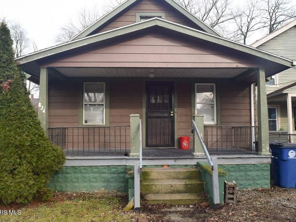 824 N University Avenue, Toledo, OH 43607