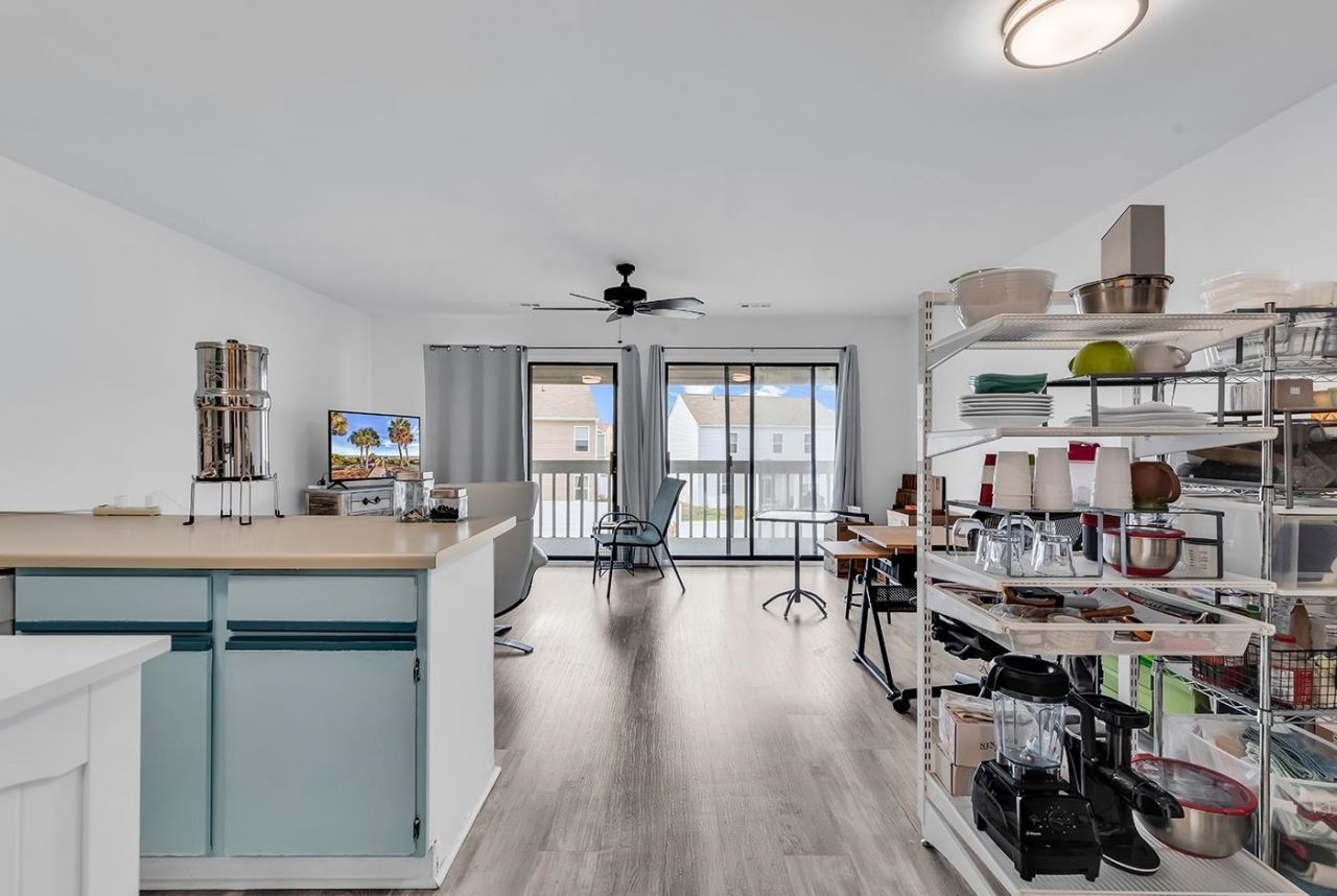 500 Fairway Village Dr.  Photo 12