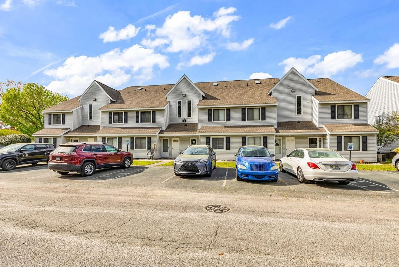 500 Fairway Village Dr.  Photo 25