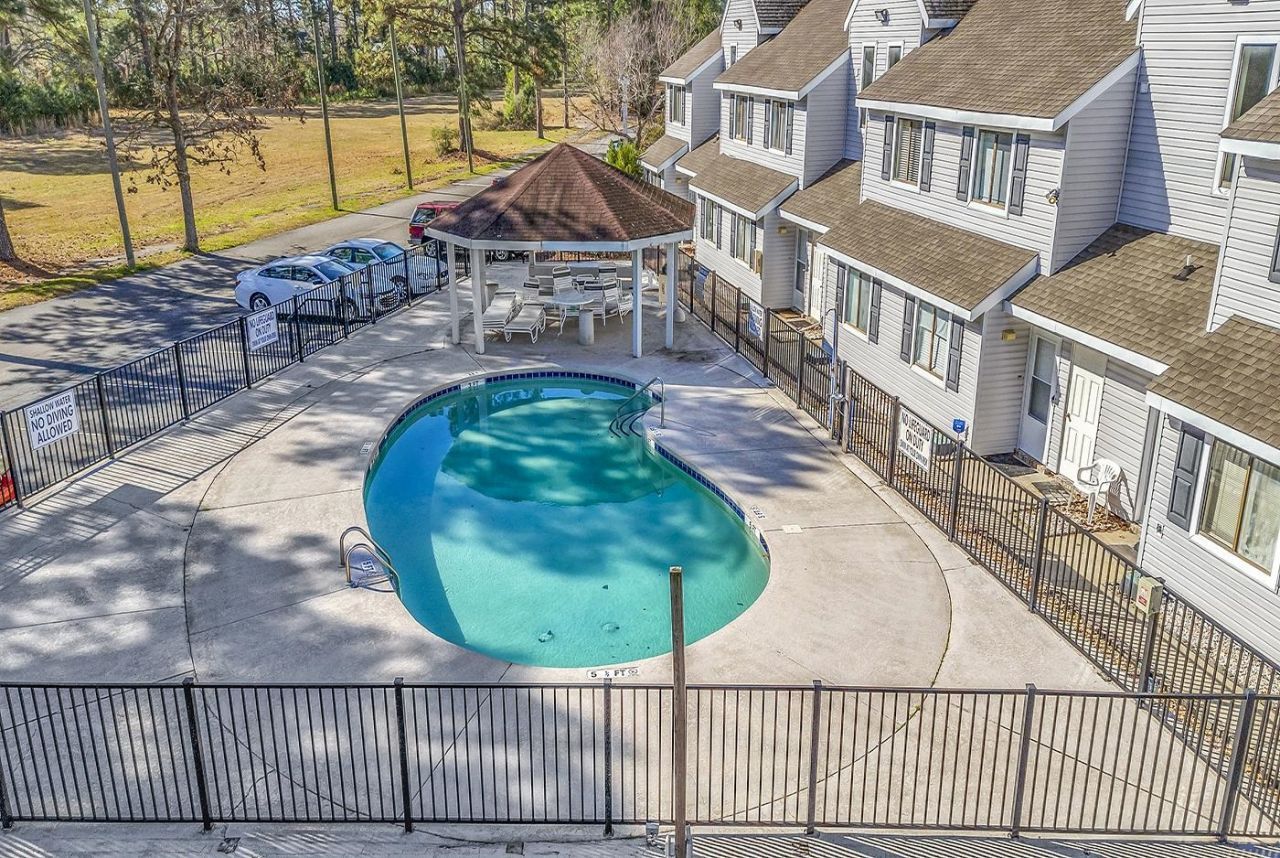 500 Fairway Village Dr.  Photo 27