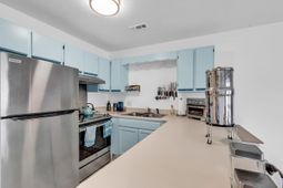 500 Fairway Village Dr.  photo 4