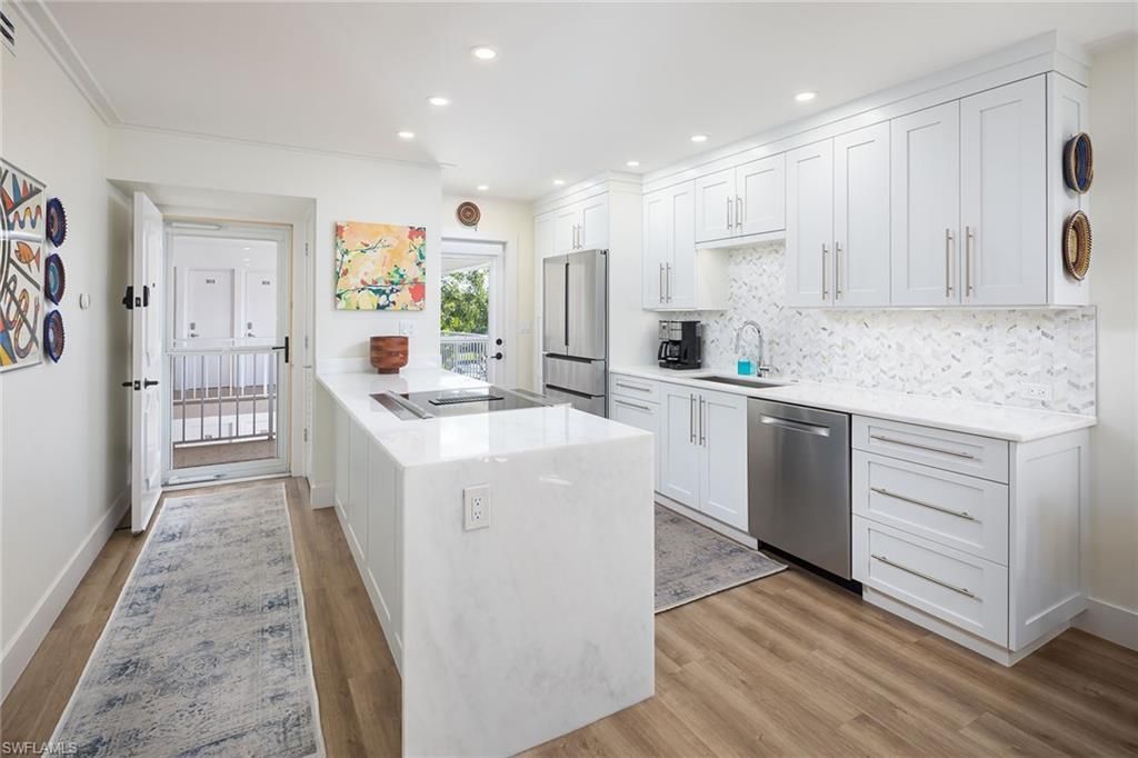 333 4th Ave S, Unit 303, Naples, FL 34102 Photo