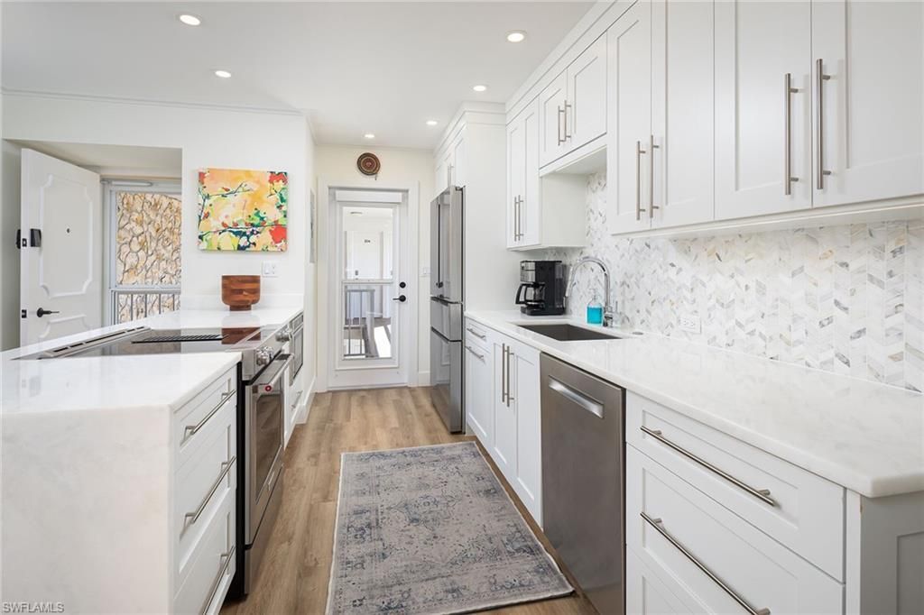 333 4th Ave S, Unit 303, Naples, FL 34102 Photo