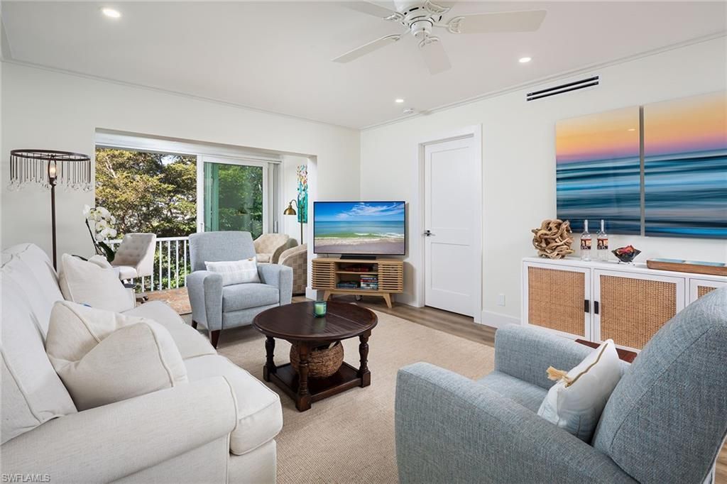 333 4th Ave S, Unit 303, Naples, FL 34102 Photo