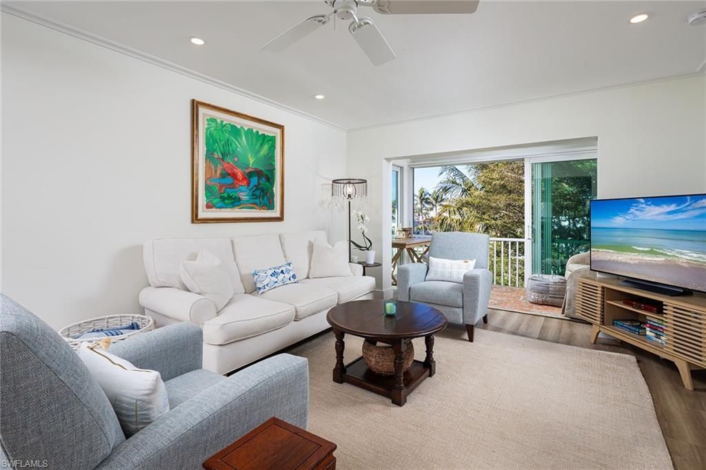 333 4th Ave S, Unit 303, Naples, FL 34102 Photo