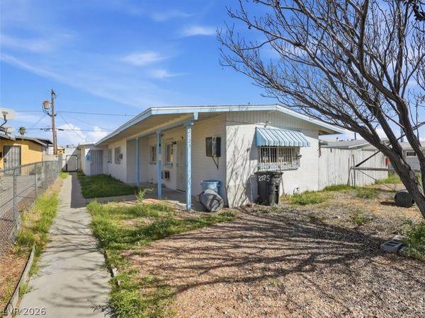 2125 Ballard Drive , Las Vegas, NV 89104