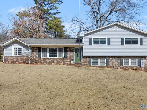 811 Forrest Heights Drive SE, Huntsville, AL 35802