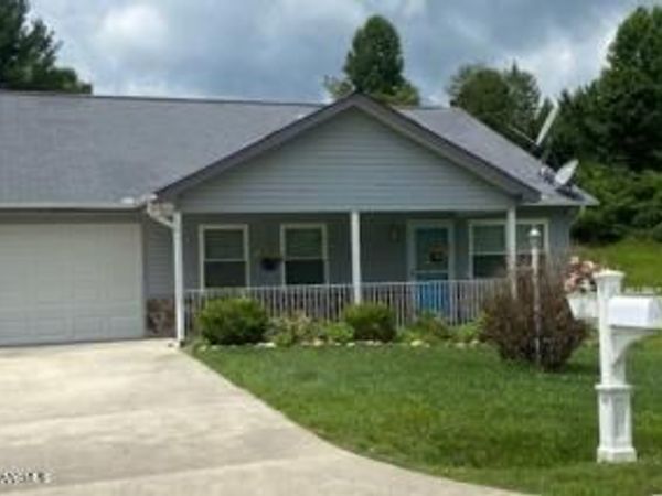 114 Grandview Ln, Crossville, TN