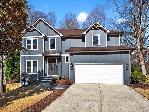 535 Tumbling Creek Drive, Alpharetta, GA 30005