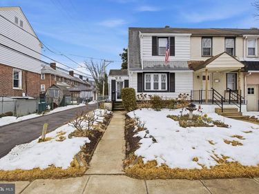 16 SENECA STREET, ESSINGTON, PA 19029