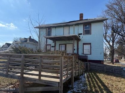 2867 N Detroit Avenue Toledo, OH 43610