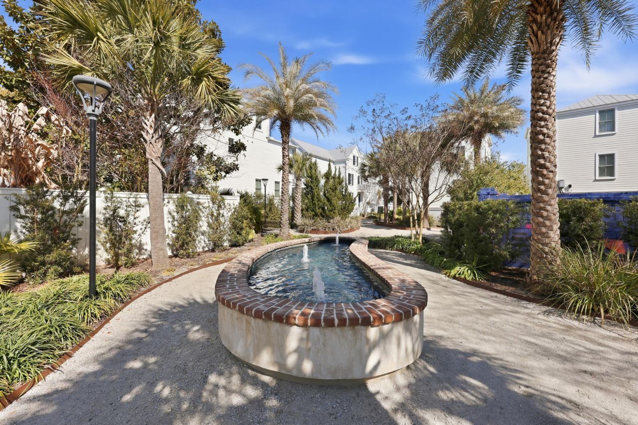 44 Dereef Court Photo 32