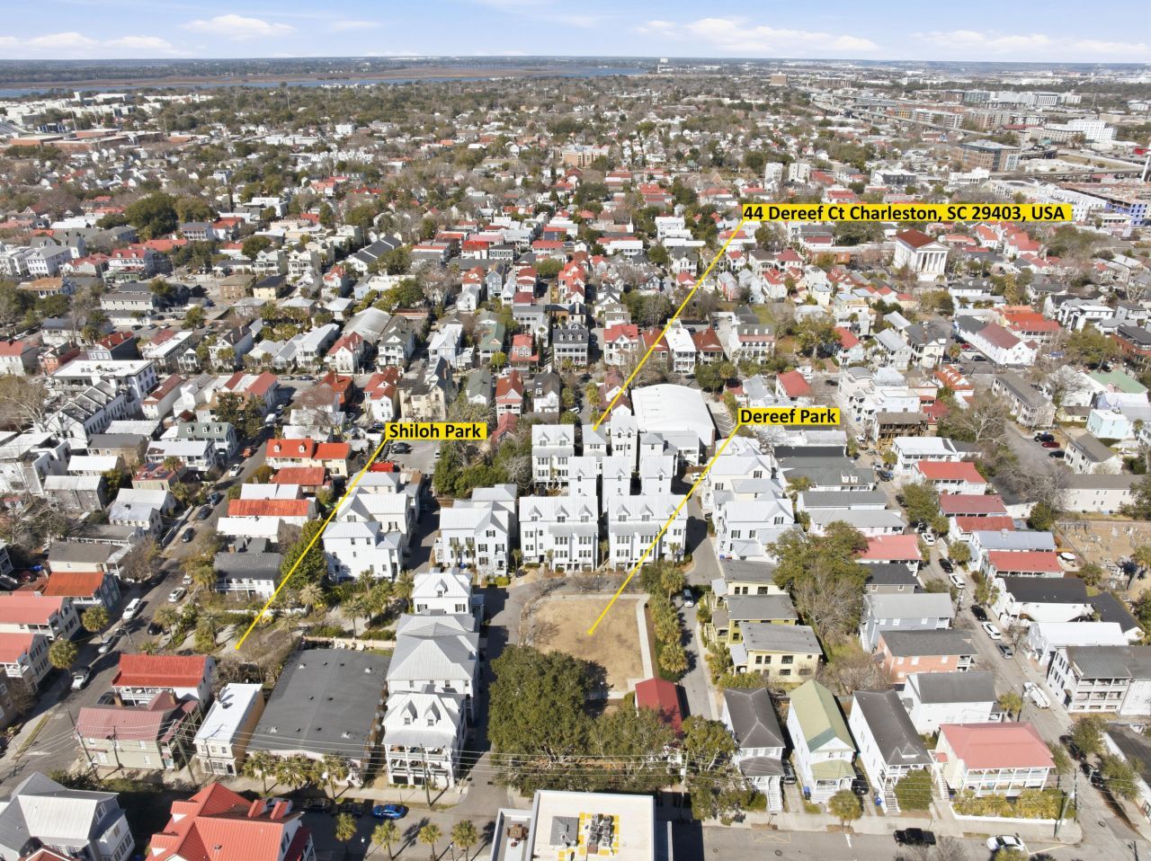 44 Dereef Court Photo 33