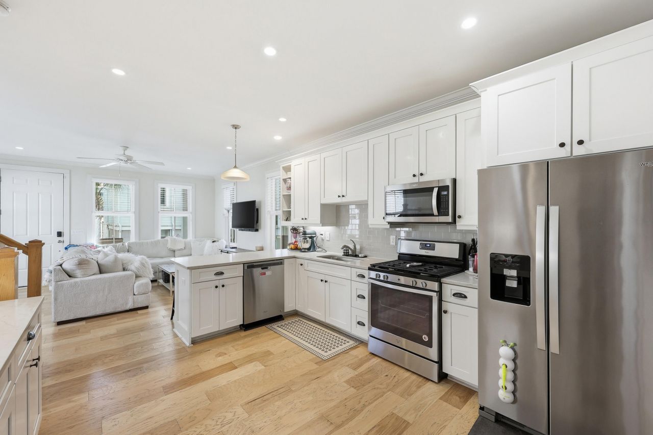 44 Dereef Court Photo 7