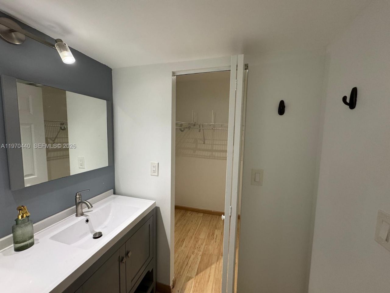20381 NE 30th Ave, Unit 324-7, Aventura, FL 33180 Photo