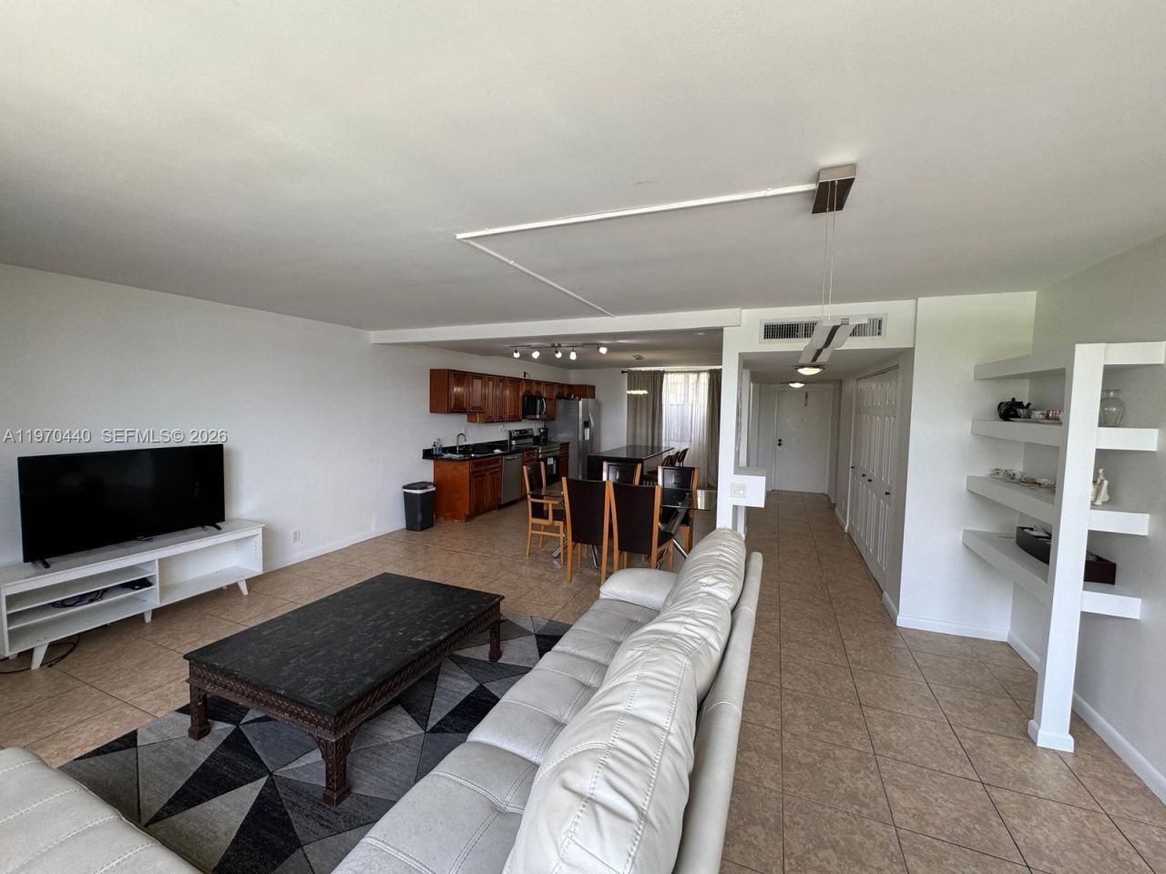 20381 NE 30th Ave, Unit 324-7, Aventura, FL 33180 Photo