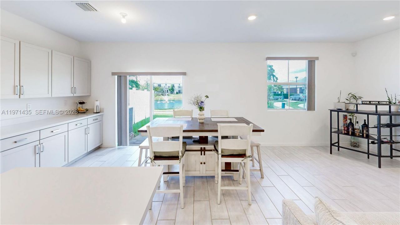 1754 SE 8th Ter , Homestead, FL 33034 Photo