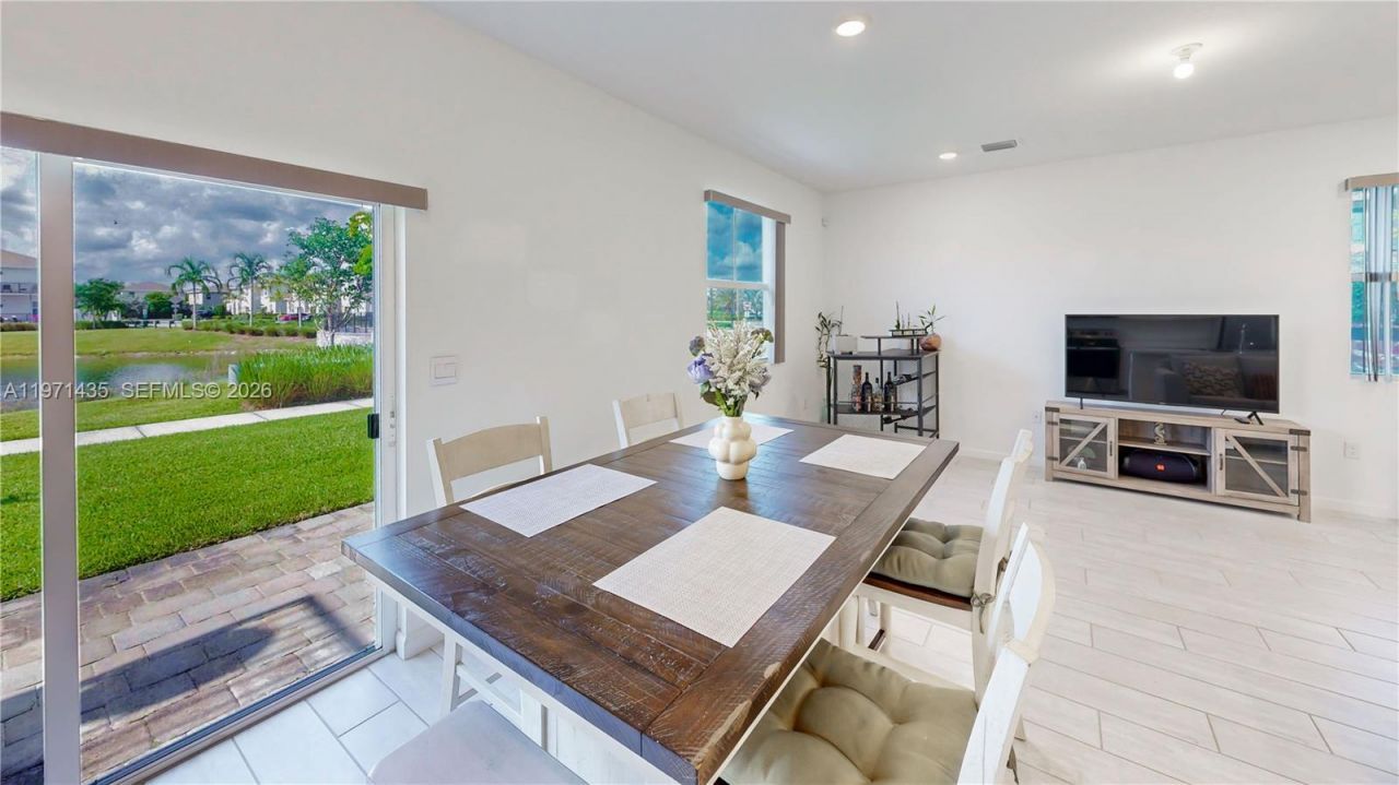 1754 SE 8th Ter , Homestead, FL 33034 Photo