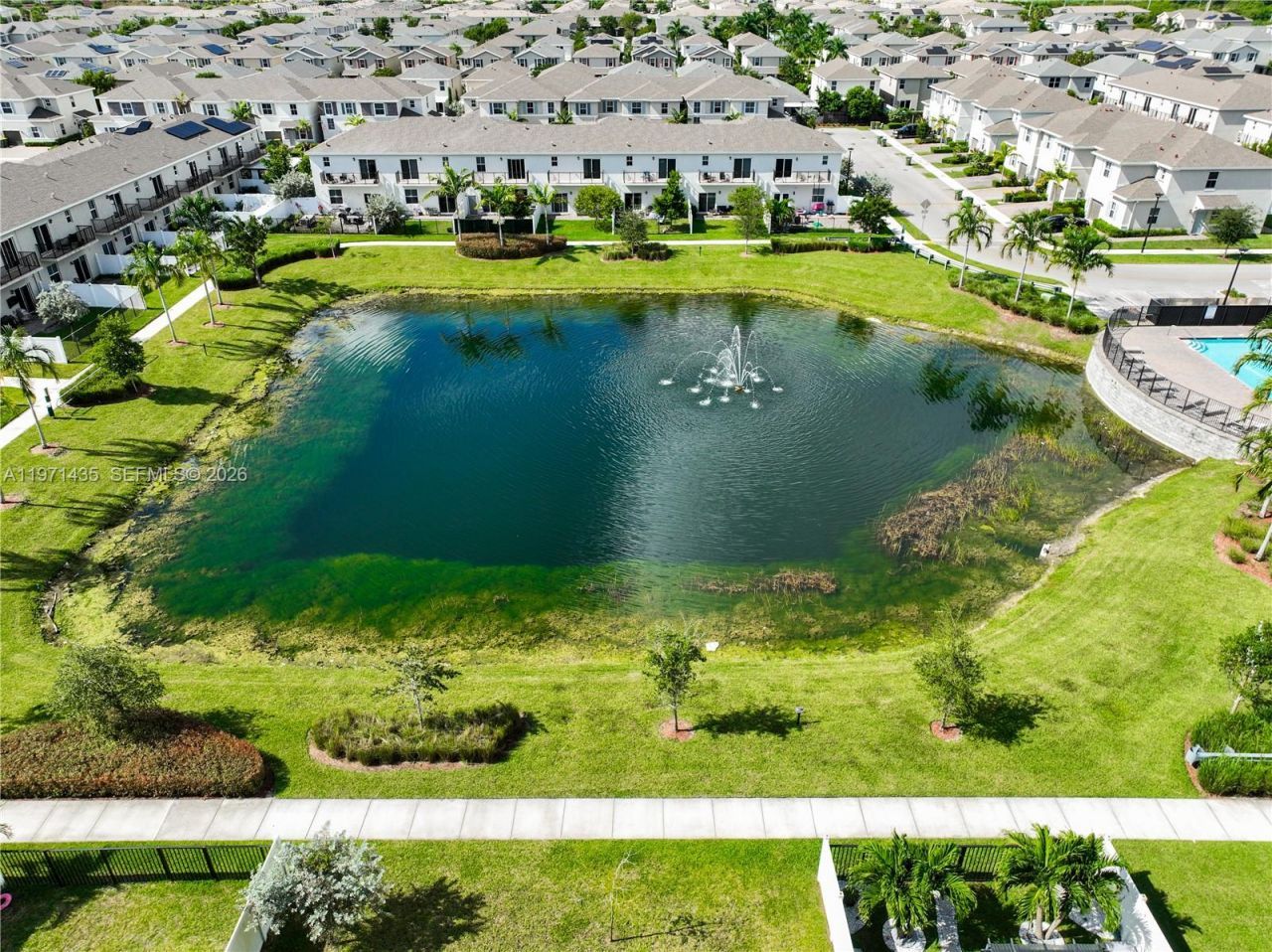 1754 SE 8th Ter , Homestead, FL 33034 Photo