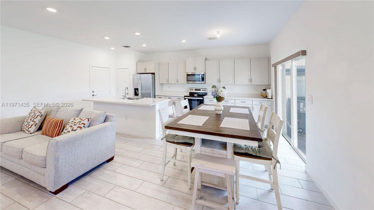 1754 SE 8th Ter , Homestead, FL 33034 Photo