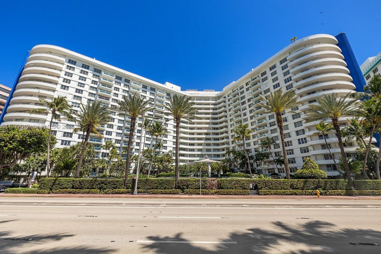 5161 Collins Ave, Unit 910, Miami Beach, FL 33140 Photo