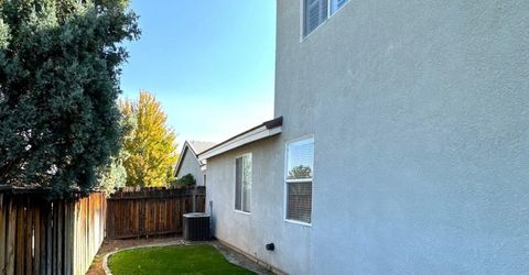 10407 Summershade Lane, Reno, NV 89521 Photo