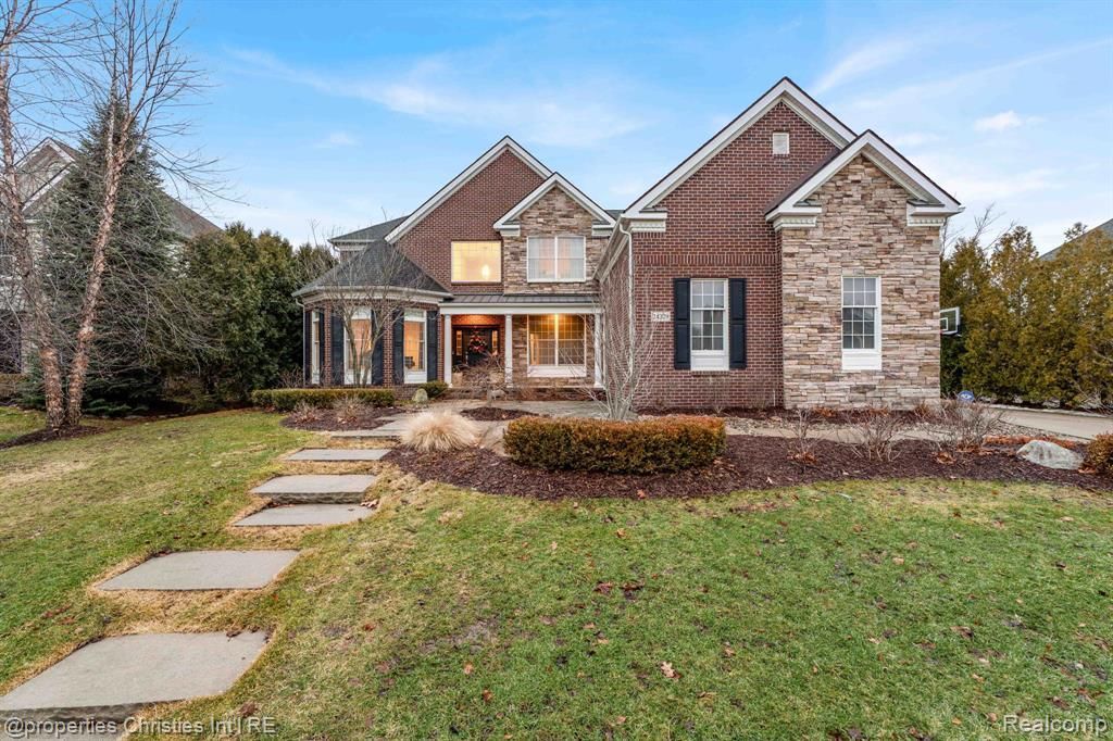 24329 Saybrook Court, Novi, MI 48374 Main Photo