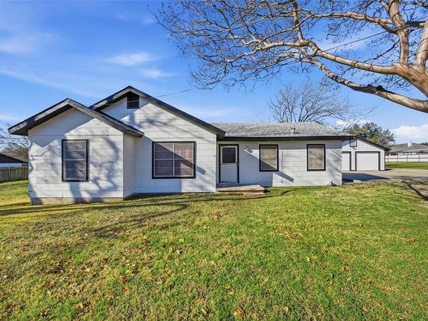 901 S Old Robinson Road, Robinson, TX 76706