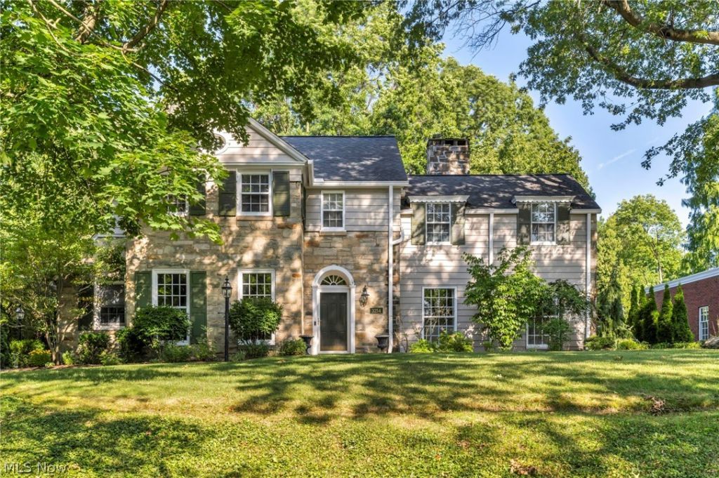 3254 Belvoir Boulevard, Beachwood, OH 44122 Main Photo