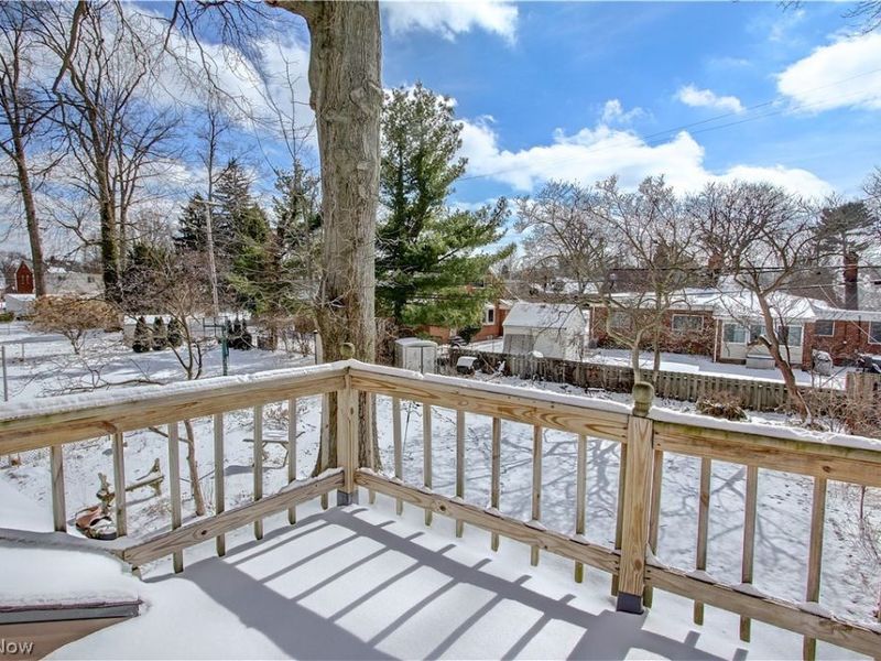 15801 Edgecliff Avenue, Cleveland, OH 44111 Photo 27