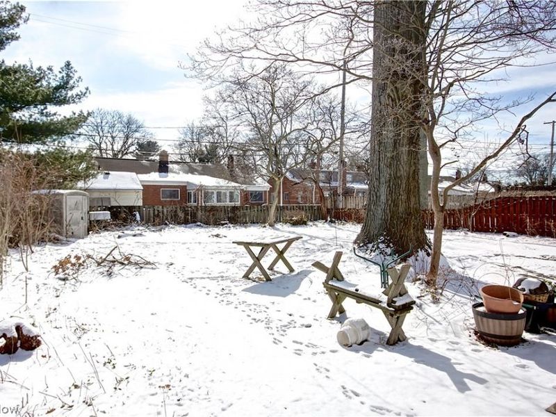 15801 Edgecliff Avenue, Cleveland, OH 44111 Photo 38