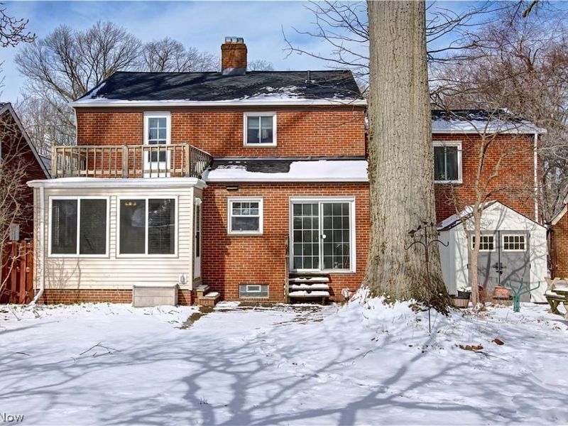 15801 Edgecliff Avenue, Cleveland, OH 44111 Photo 39