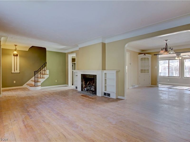 15801 Edgecliff Avenue, Cleveland, OH 44111 Photo 8