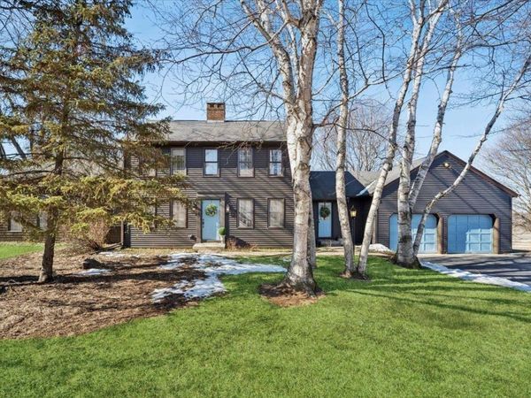 10562 Town Hall Road, BELVIDERE, IL 61008