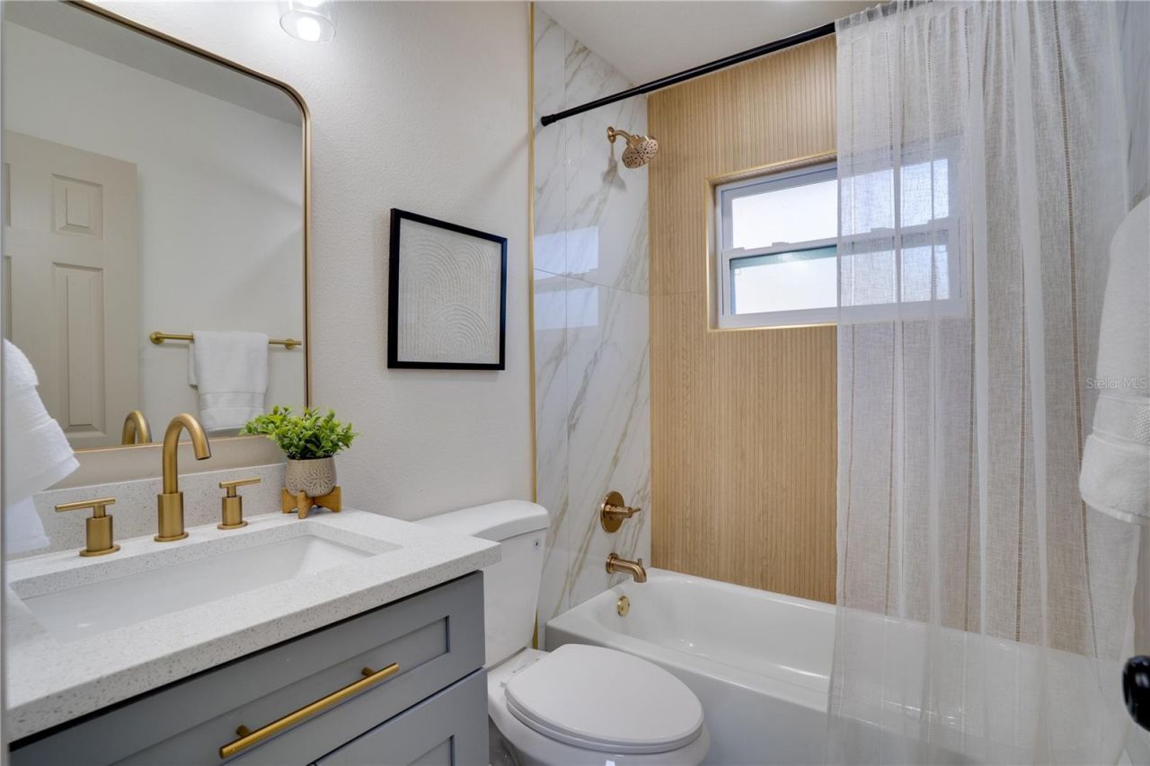 4065 39th Avenue N, Saint Petersburg, FL 33714 Photo