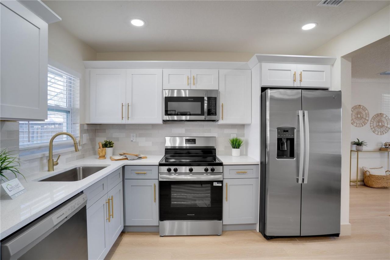 4065 39th Avenue N, Saint Petersburg, FL 33714 Photo