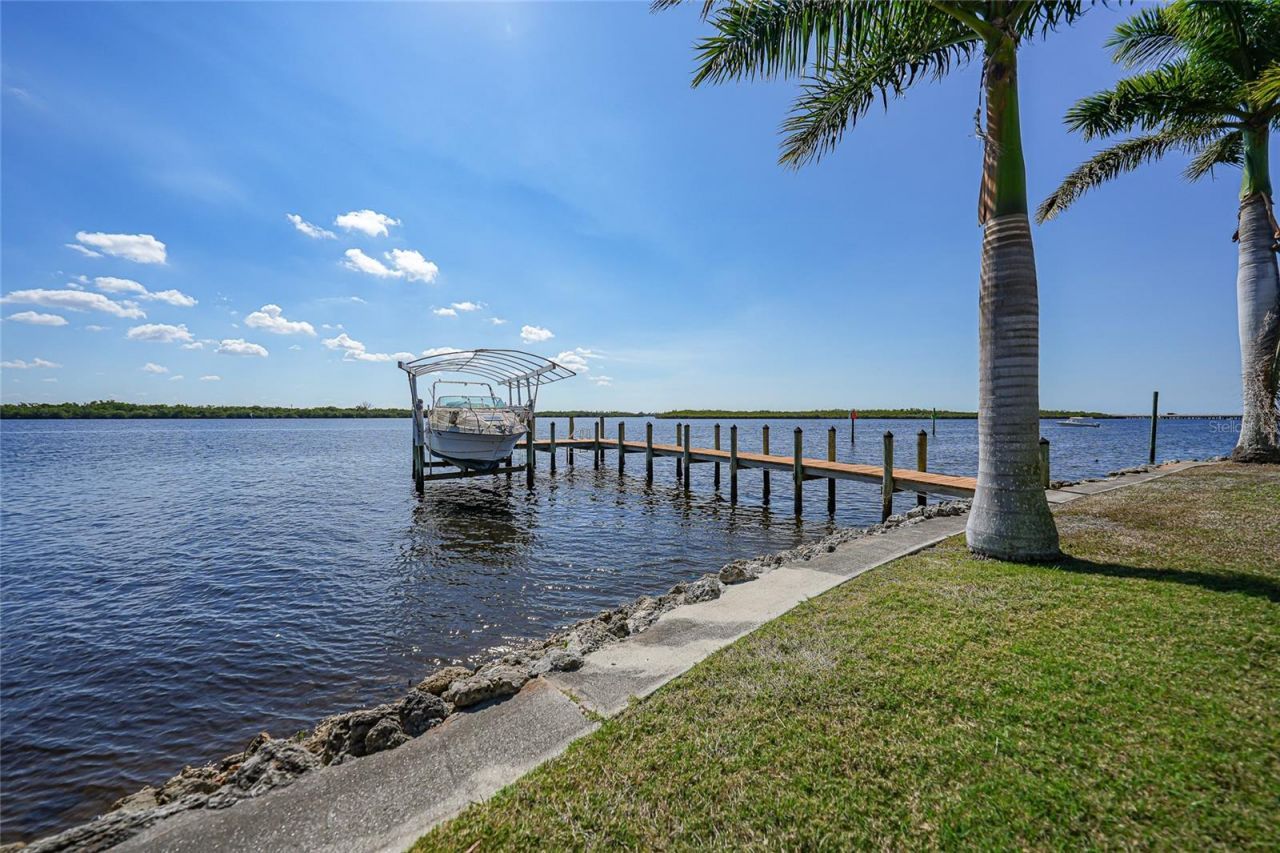 3796 Peace River Drive, Punta Gorda, FL 33983 Photo