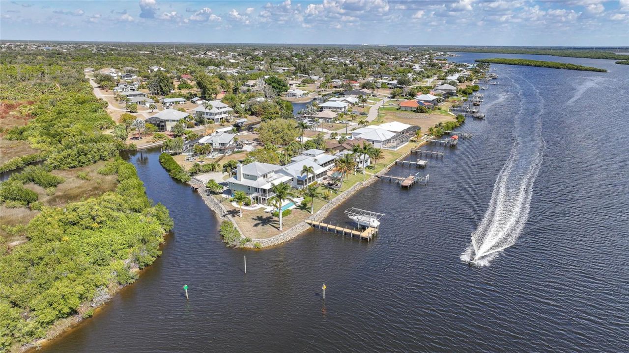 3796 Peace River Drive, Punta Gorda, FL 33983 Photo