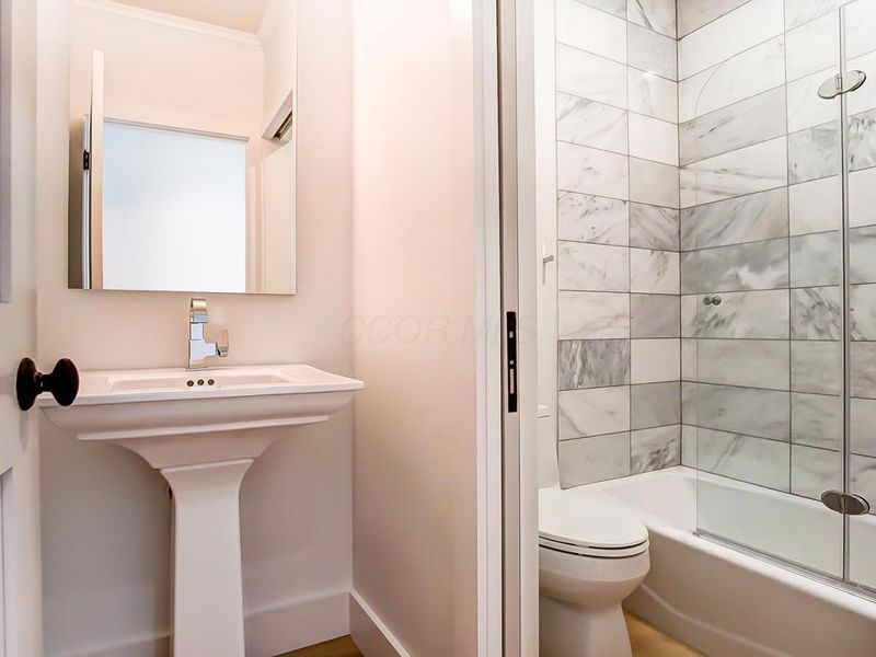 235 E Elm Street, Granville, OH 43023 Photo 19