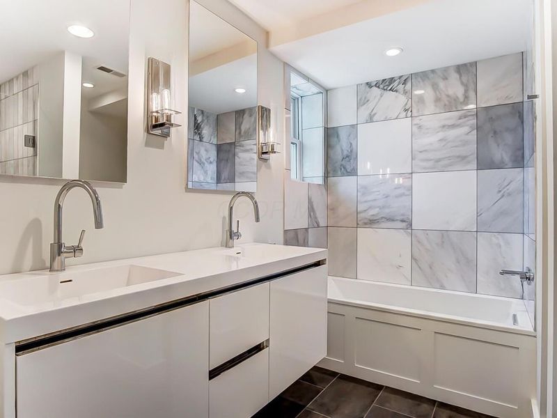 235 E Elm Street, Granville, OH 43023 Photo 28