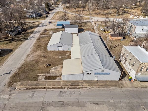 120 S 6th Street, Rich Hill, MO 64779