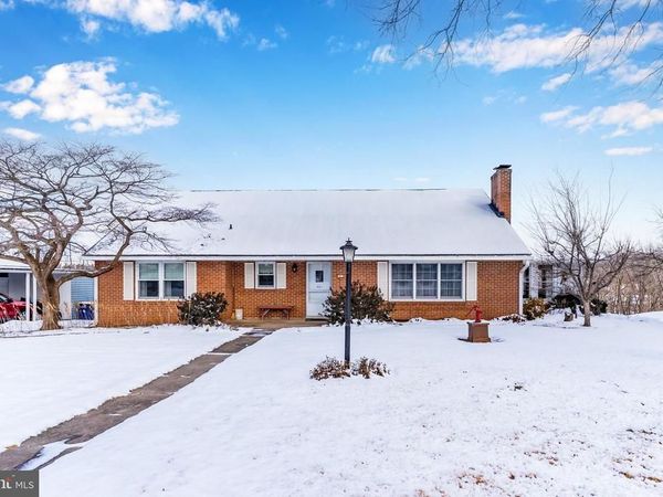 461 SHULER ROAD, ETTERS, PA 17319