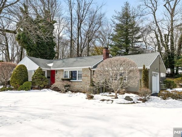 62 2nd Street, PARK RIDGE, NJ 07656