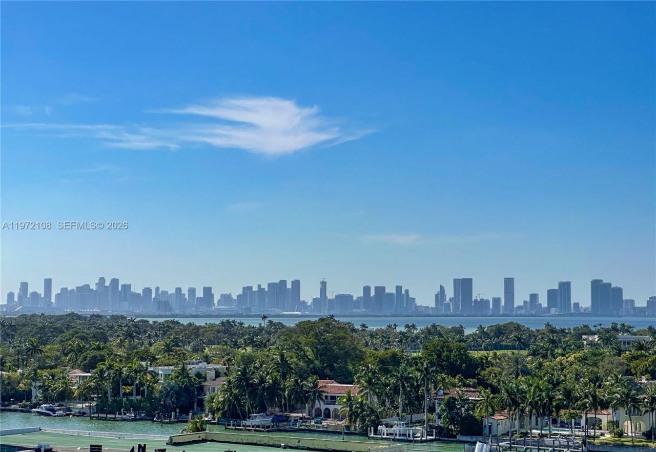 5875 Collins Ave , Unit 1004, Miami Beach, FL 33140 Photo
