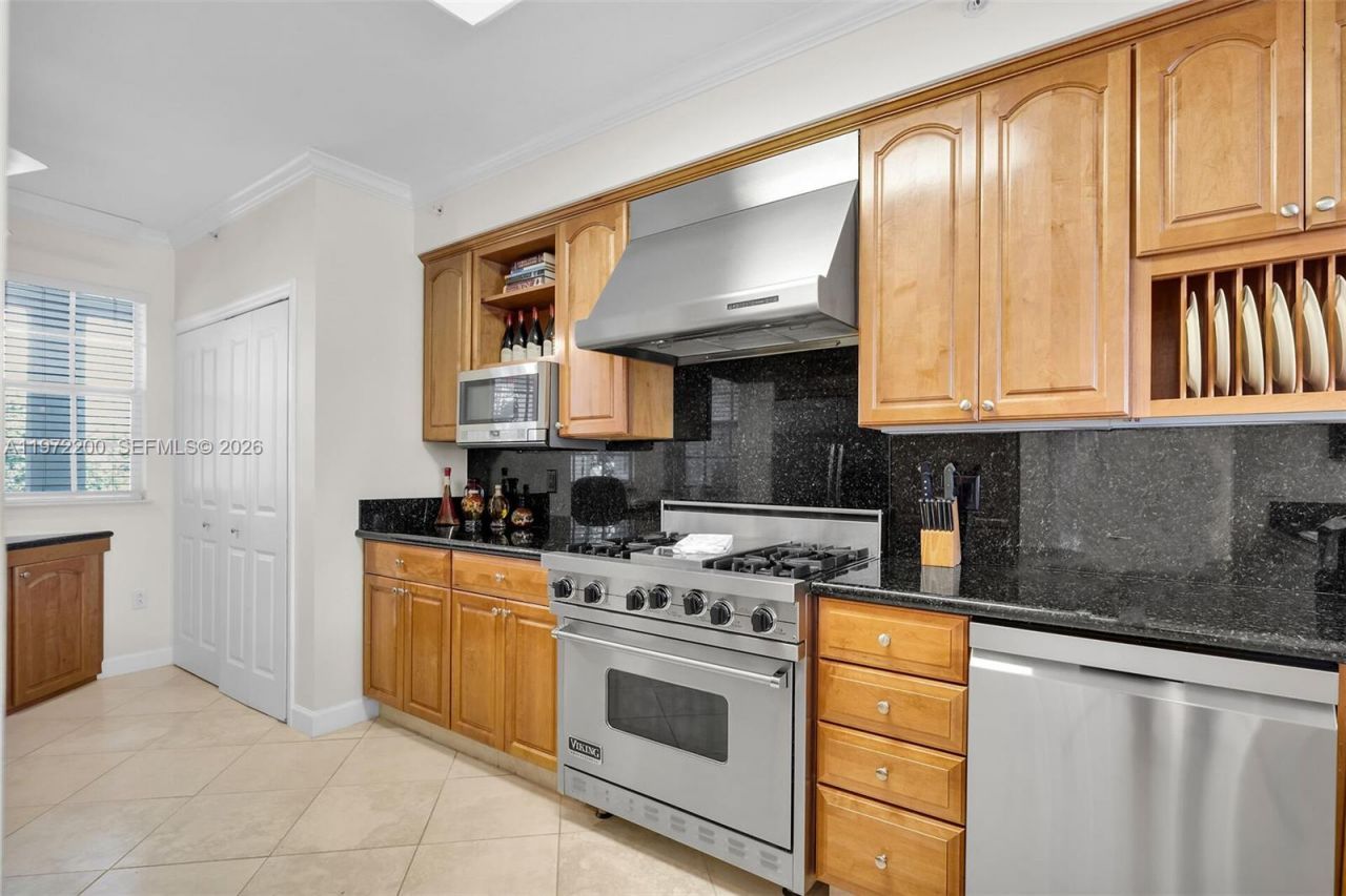 101 Gulfview Drive, Islam 101 Gulfview Drive , Unit 116D, Islamorada, FL 33036 Photo