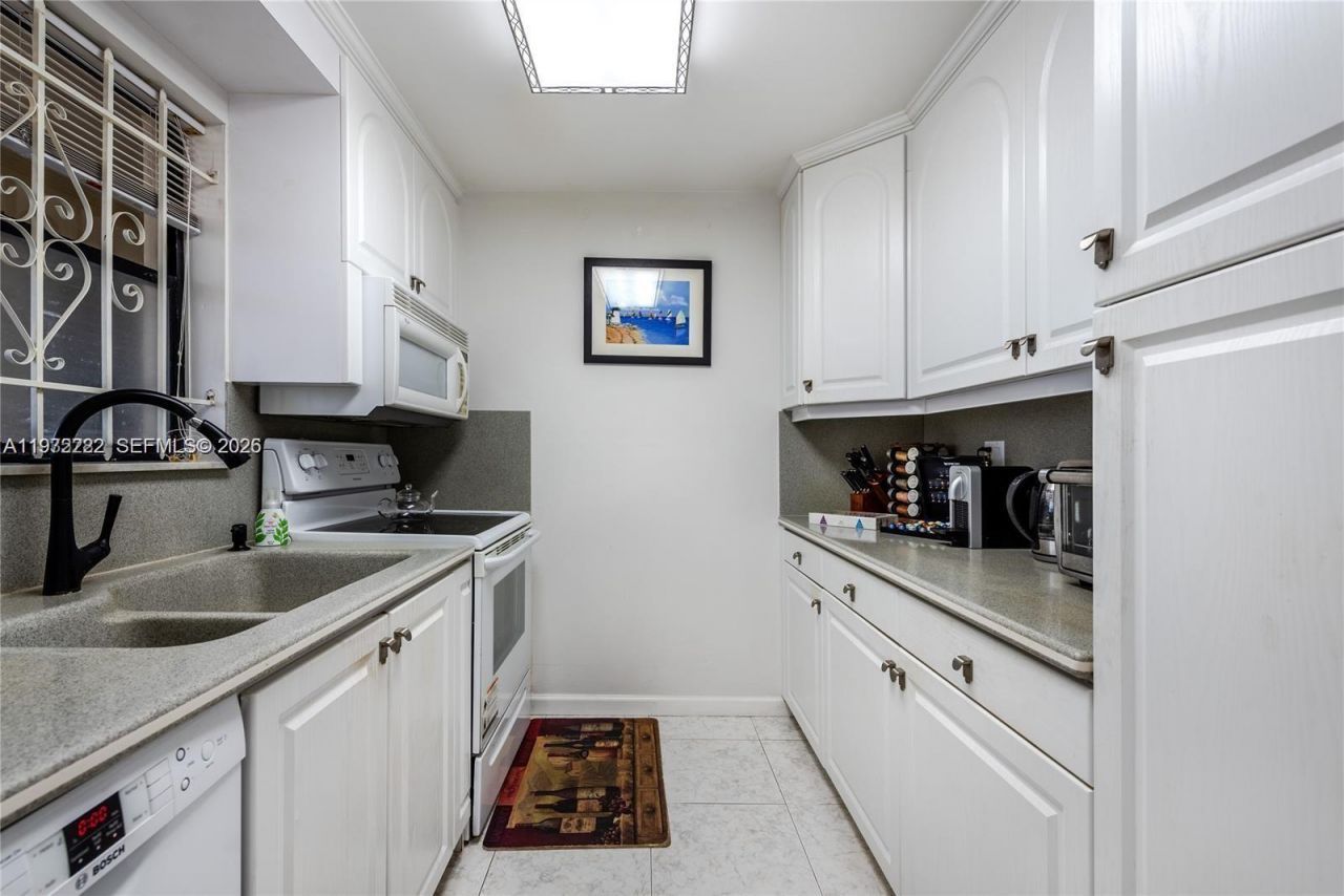 1401 S Federal Hwy, Unit 122, Boca Raton, FL 33432 Photo